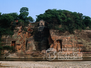 世界文化遺産　楽山大仏日帰り観光