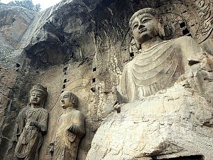 洛陽 観光 世界遺産 龍門石窟 少林寺 を巡る 旅行 ツアー