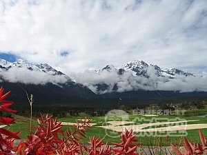 玉龍 雪山 ゴルフ クラブ　麗江